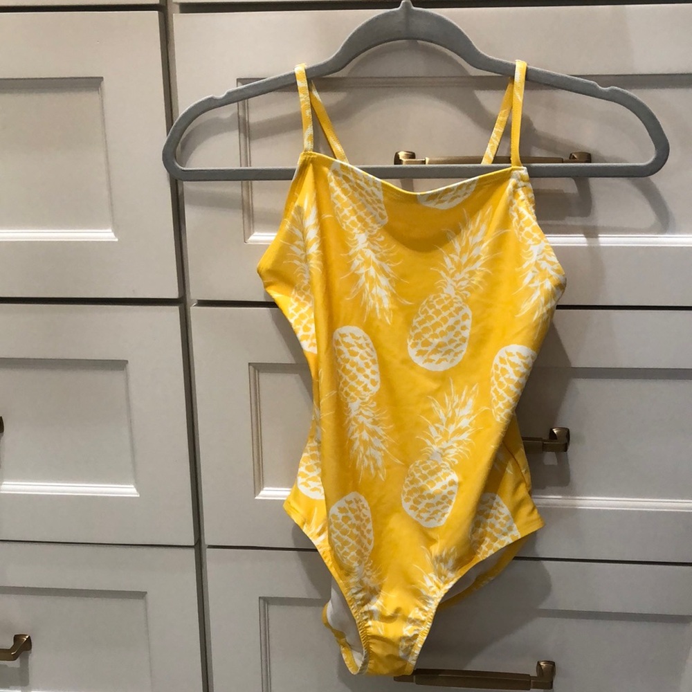 3/$15. Old Navy one piece swimsuit girls XL yellow